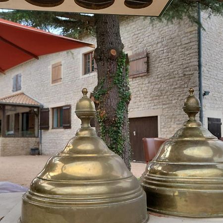 Domaine Bassy Hotel Saint-Gengoux-de-Scissé Bagian luar foto