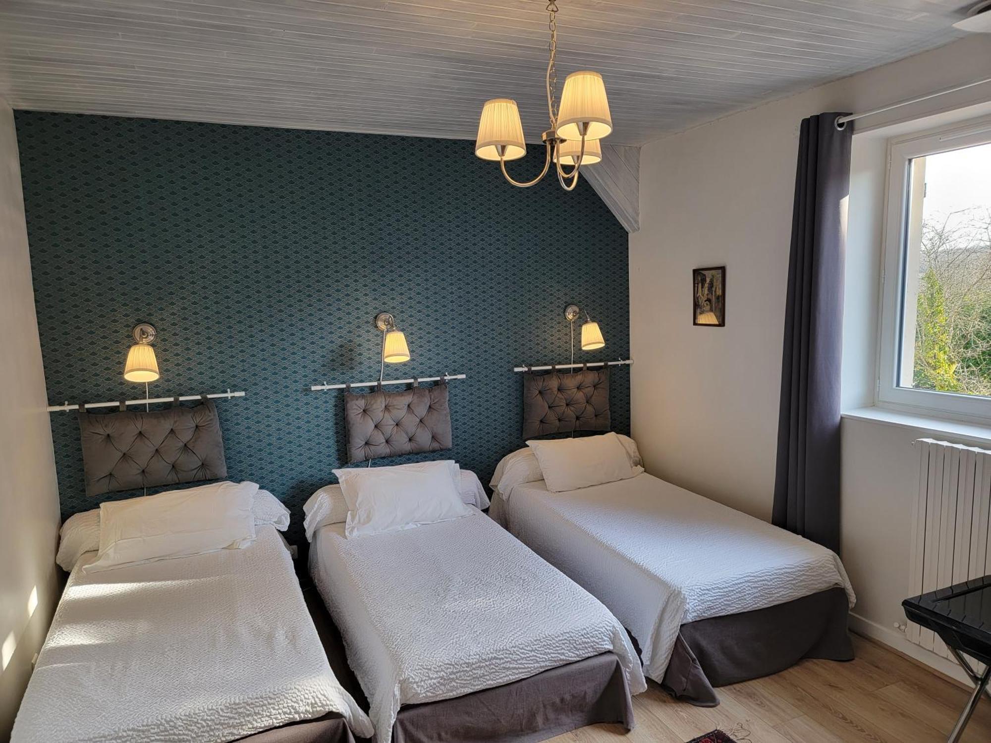 Domaine Bassy Hotel Saint-Gengoux-de-Scissé Bagian luar foto