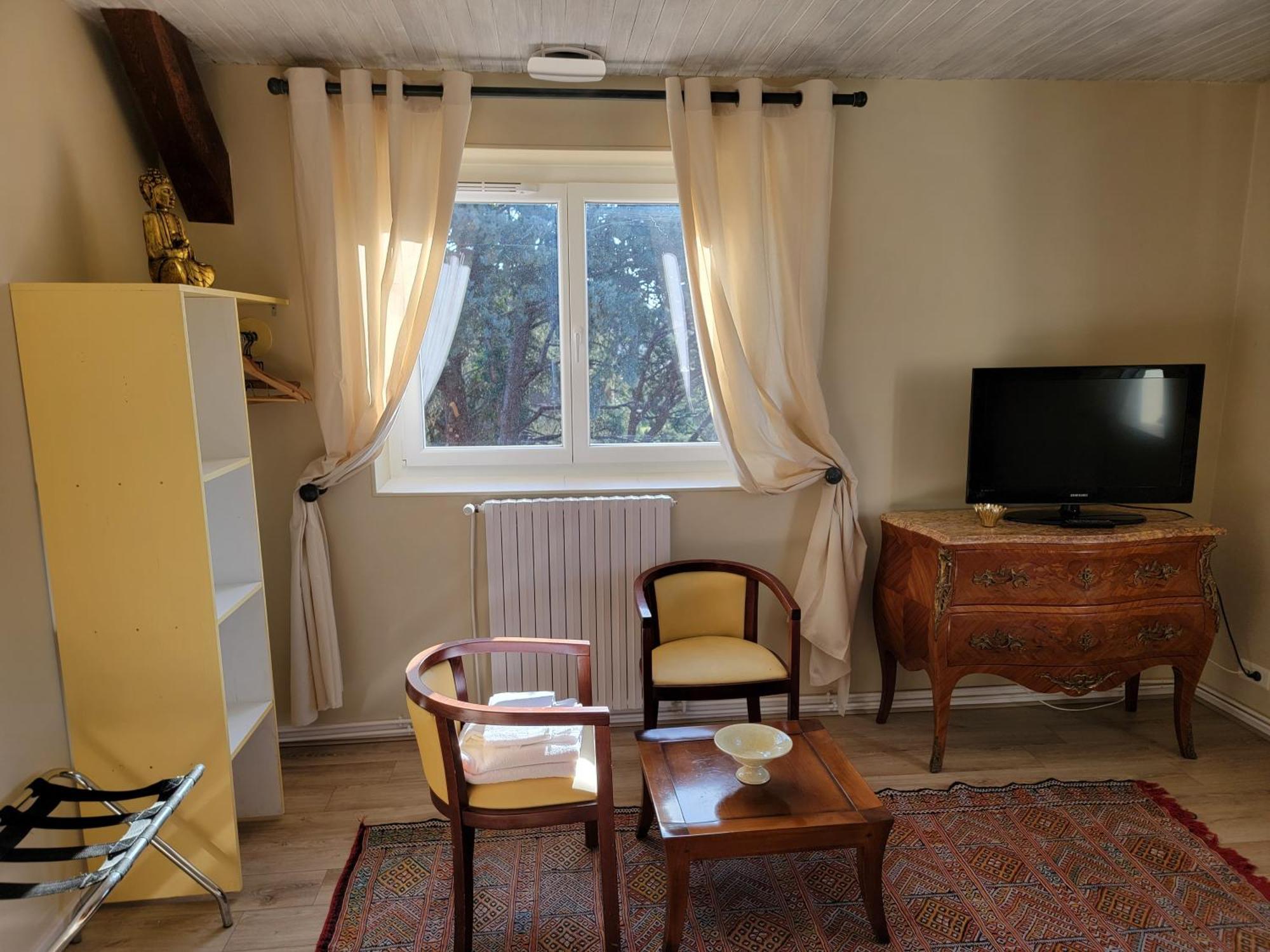 Domaine Bassy Hotel Saint-Gengoux-de-Scissé Bagian luar foto