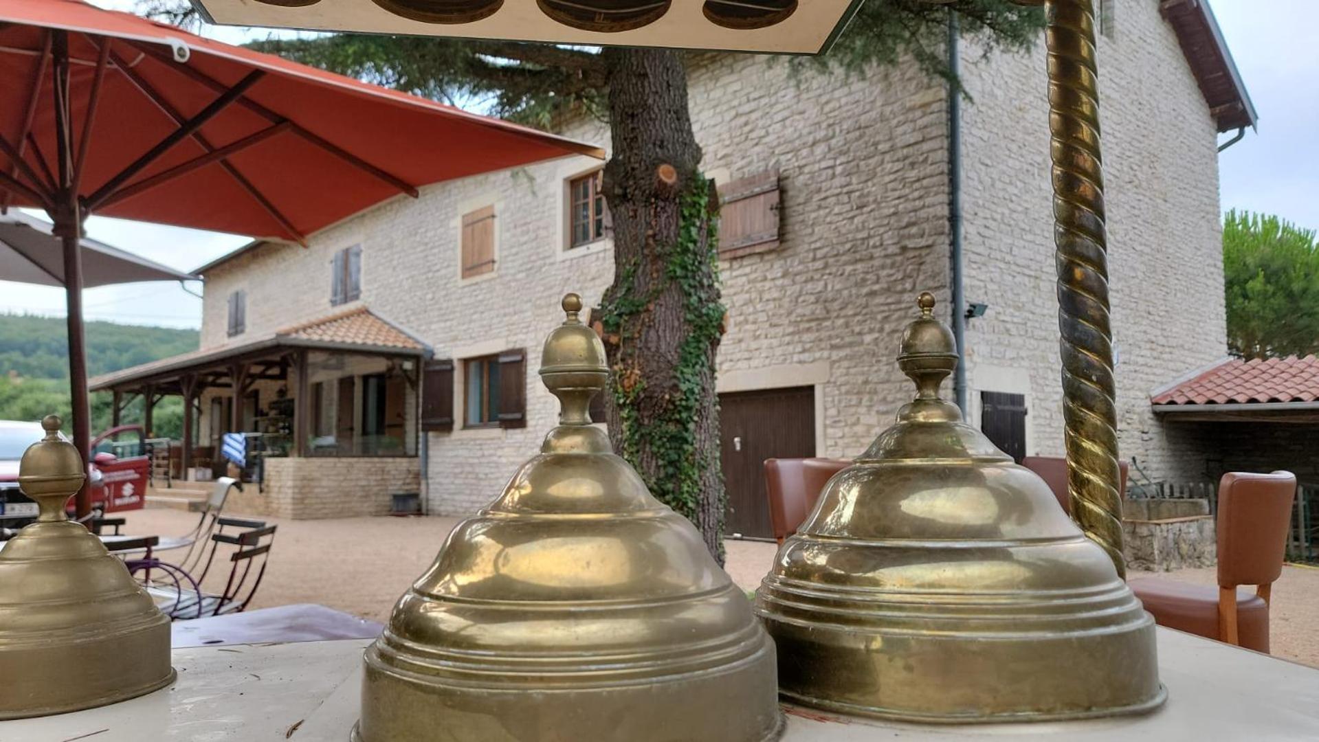 Domaine Bassy Hotel Saint-Gengoux-de-Scissé Bagian luar foto