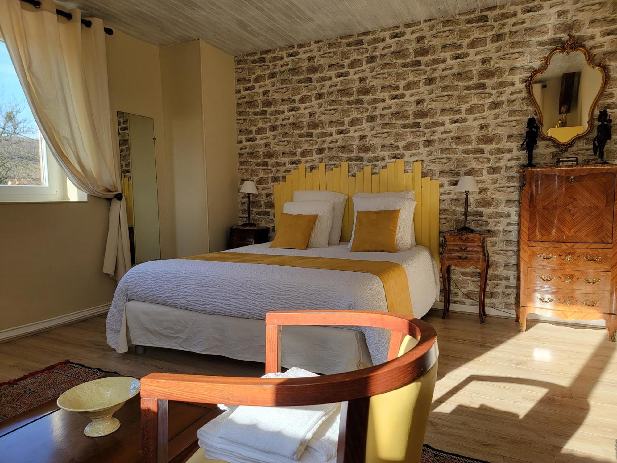 Domaine Bassy Hotel Saint-Gengoux-de-Scissé Bagian luar foto